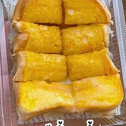 ขนมปังปิ้ง เนย น้ำตาล