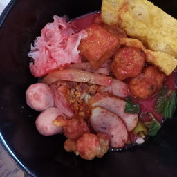 เตี๋ยวเย็นตาโฟกากหมู