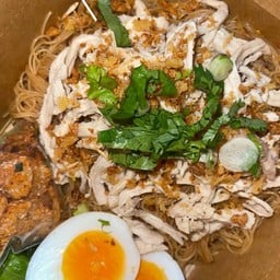 หมี่ฉากไก่ฉีก