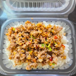 หมูสับผัดพริกเกลือ