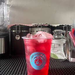 ชาแดงอัสสัมผสมคอลลาเจน กลิ่นกุหลาบและสตรอเบอร์รี่