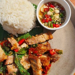 เกาเหลาเลือดหมูพลังม้า แยกลำสาลี