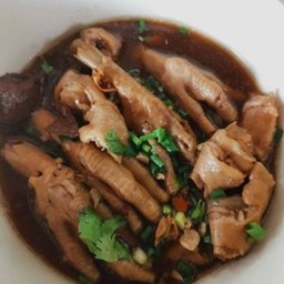 เตี๋ยวไก่มั้ยละ หอพักไทย-ญี่ปุ่น