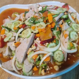 ยำหมูยอ ไทสกล