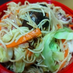 ป้าเปิ้ล แม่ครัวตัวกลม