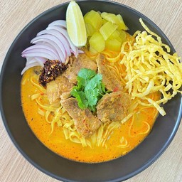 ข้าวซอยหมูตุ๋น