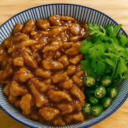 เกาเหลาไก่เตาถ่าน