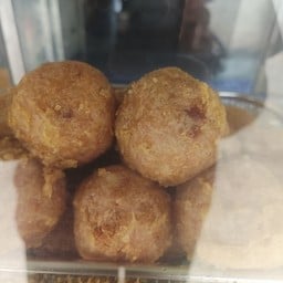 แหนมคลุกโคราช