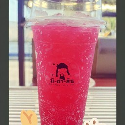 น้ำแดงโซดา