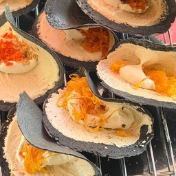 ขนมเบื้อง แป้งชาโคล