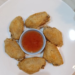 ครัวหรอย ( แกงใต้ ส้มตำ ยำแซ่บ ขนมจีน)