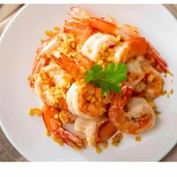 ข้าวกุ้งทอดกระเทียม