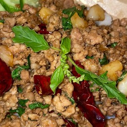 กะเพราหมูสับ