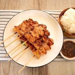 หมูปิ้งโบราณ By Zomcooking สุขุมวิท 16