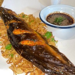 ปลาดุกย่างน้ำมันงา