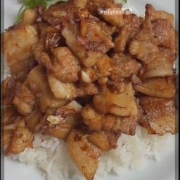 ข้าวกะเพราหมูพี่บอย