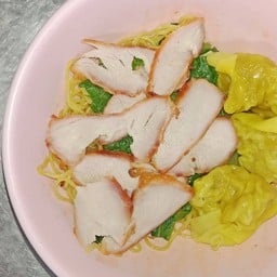 เก้าหมี่เกี๊ยว เซเว่นสายลวดซอย5