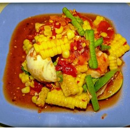 ตำข้าวโพดไข่เค็ม