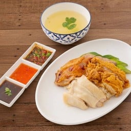 ข้าวมันไก่ 4 ใจ