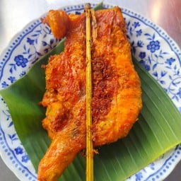 ไก่ย่างบางตาลแม่วันเพ็ญ โพธาราม