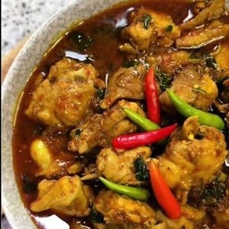 แกงอ่อมไก่เหนือ