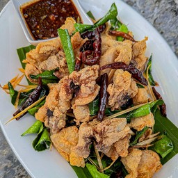 ไก่ทอดสมุนไพร