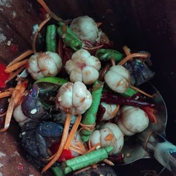 นุ้ย แซ่บ นัวร์