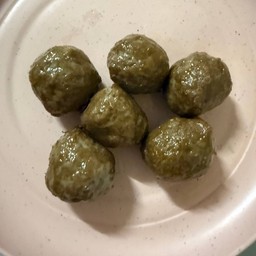 ลูกชิ้นเนื้อทอด 6 ลูก