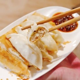 เป่่าเกี๊ยว (Bao jiao zi)