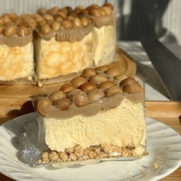 Macadamia cheesecake ชีสเค้กแมคคาเดเมีย