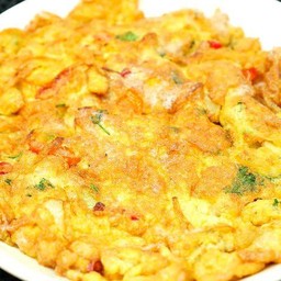 ข้าวไข่เจียวทรงเครื่อง
