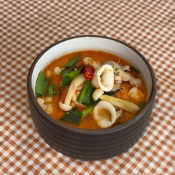 ต้มยำรวมมิตร