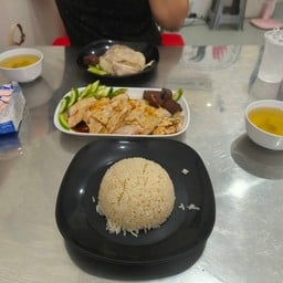 เบตง ข้าวมันไก่ (เมืองทองธานี)