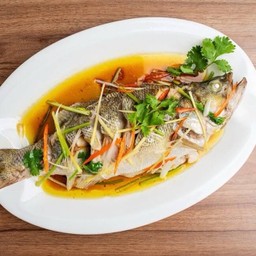 ปลากะพงนึ่งซีอิ๊ว