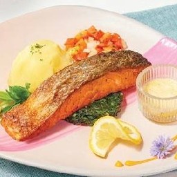 แซลมอนสเต็กซอสพริกเนยกระเทียม