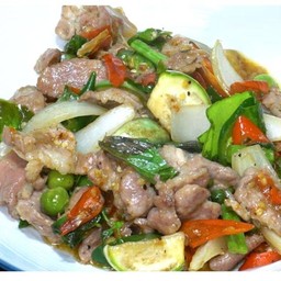 หมูผัดกะปิ