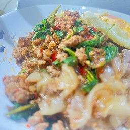 ผัดขี้เมา