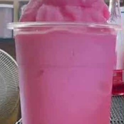 นมเย็นปั่น