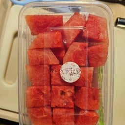 แตงโมปอกพร้อมทาน ไม่มีเม็ด ขนาดกล่อง 500Ml