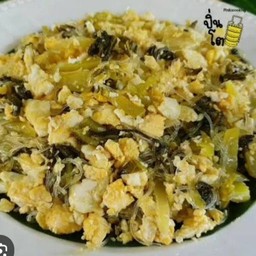 ผัดผักกาดซอยใส่ไข่