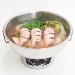 แกงจืดหมึกยัดไส้ใส่มะพร้าวอ่อน