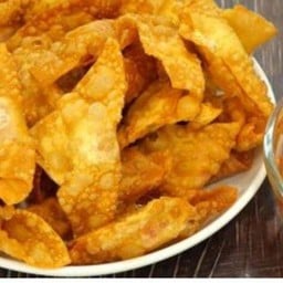 เกี๊ยวทอดหรรษา (สูตรแป้งบางกรอบนาน)น้ำจิ้มสามรส