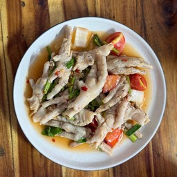 ยำตีนไก่แซ่บซี๊ด