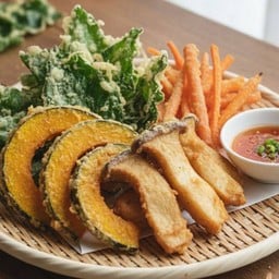 ผักรวมทอด