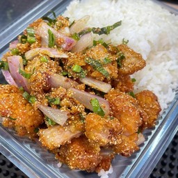 ข้าวยำไก่แซ่บ