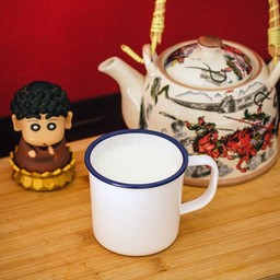 นมสดร้อน