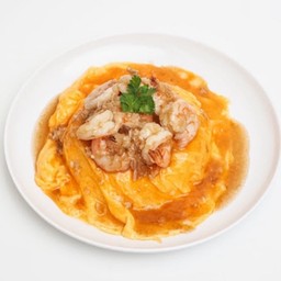 ข้าวไข่ข้นราดกุ้งกระเทียม