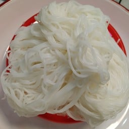 โปรดปรานน้ำเงี้ยวพะเยา ถนนท้ายบ้าน วงเวียนท้ายบ้านปากน้ำ