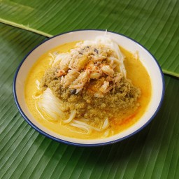 ขนมจีนน้ำยาปู