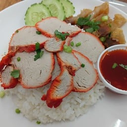 ข้าวหมูแดง